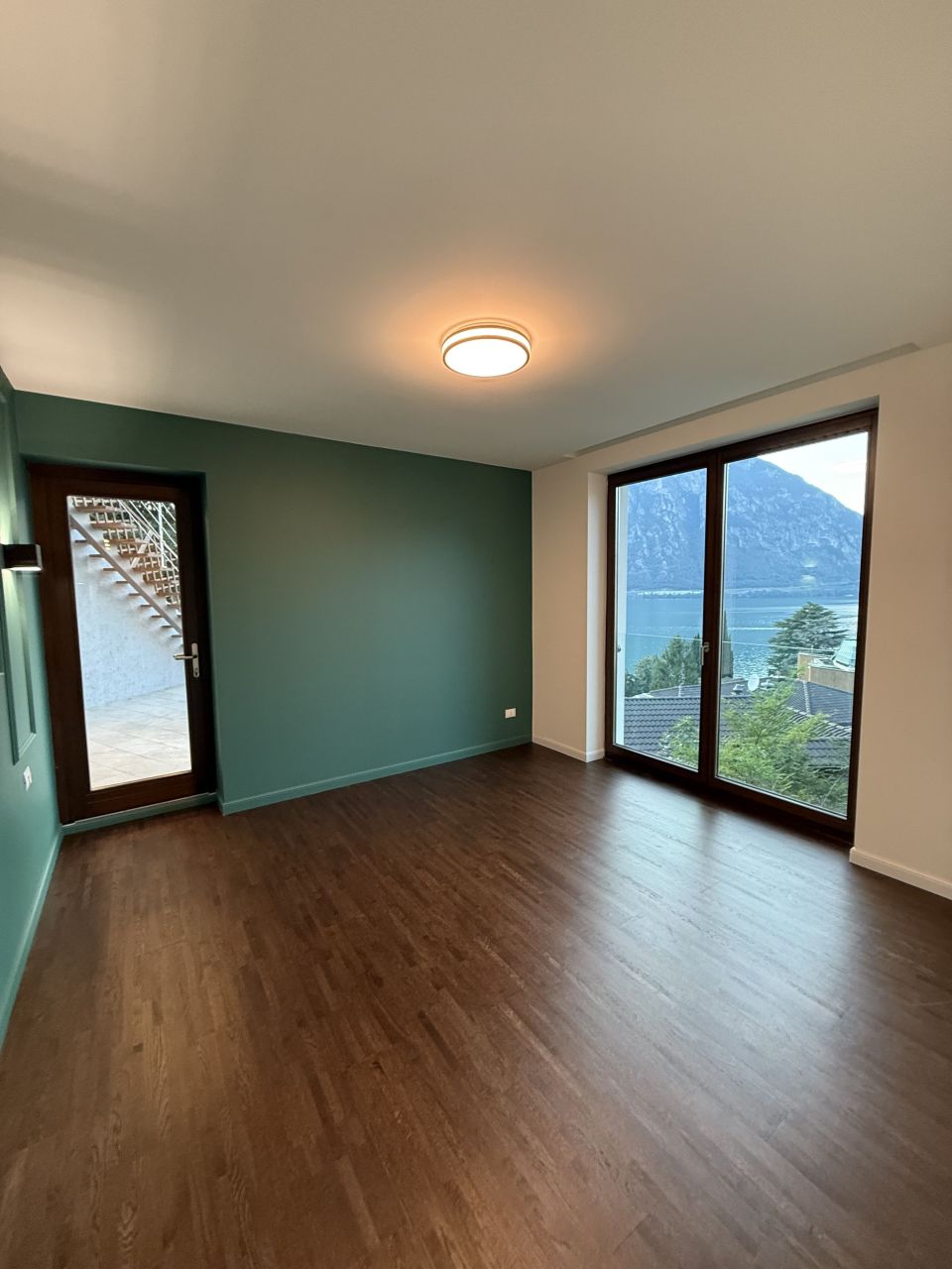 Вилла в Кампионе-д'Италия, Италия, 250 м² - фото 13