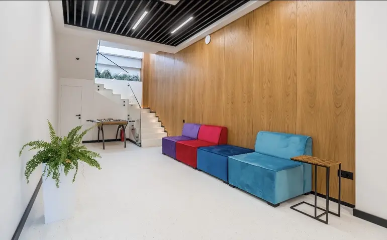 Офис в Тбилиси, Грузия, 475 м² - фото 1