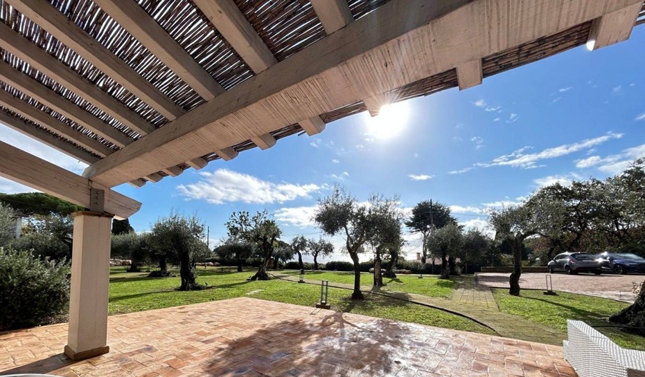 Вилла в Сан-Феличе-Чирчео, Италия, 200 м² - фото 13