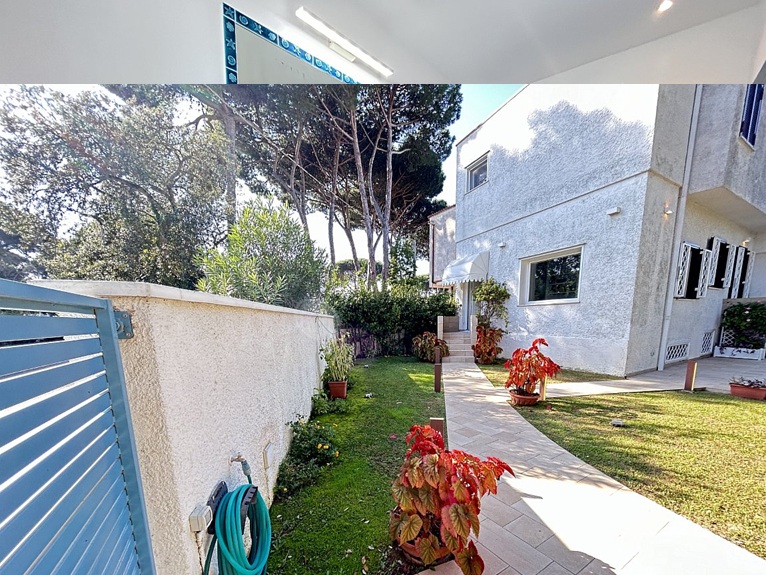 Вилла в Сан-Феличе-Чирчео, Италия, 130 м² - фото 9