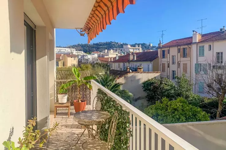 Квартира в Каннах, Франция, 84 м² - фото 1