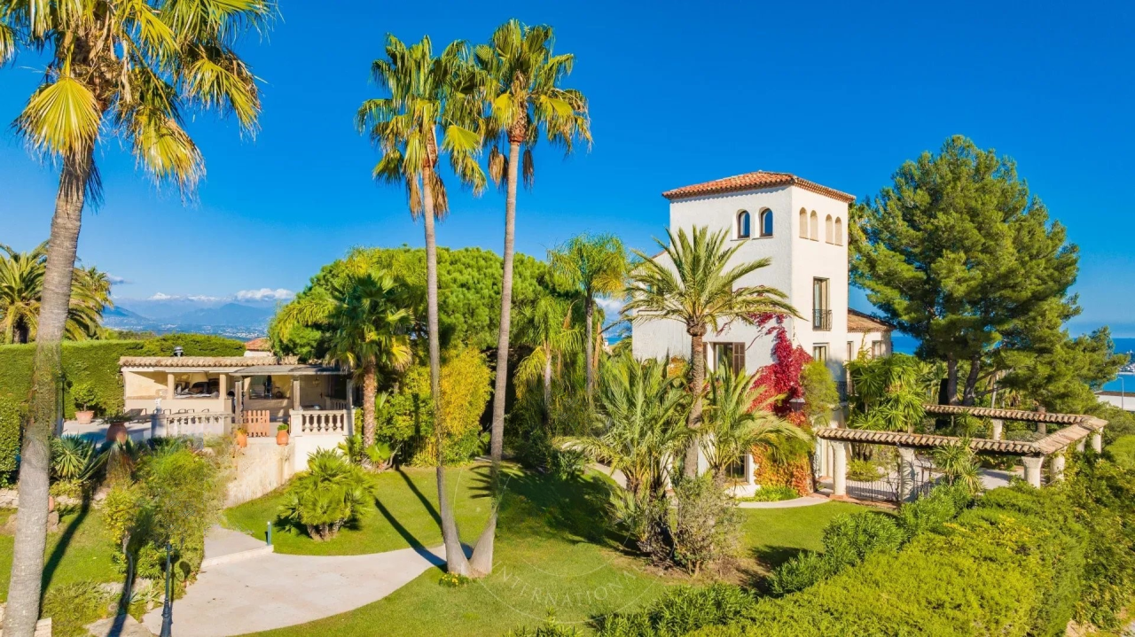 Квартира в Каннах, Франция, 355 м² - фото 1