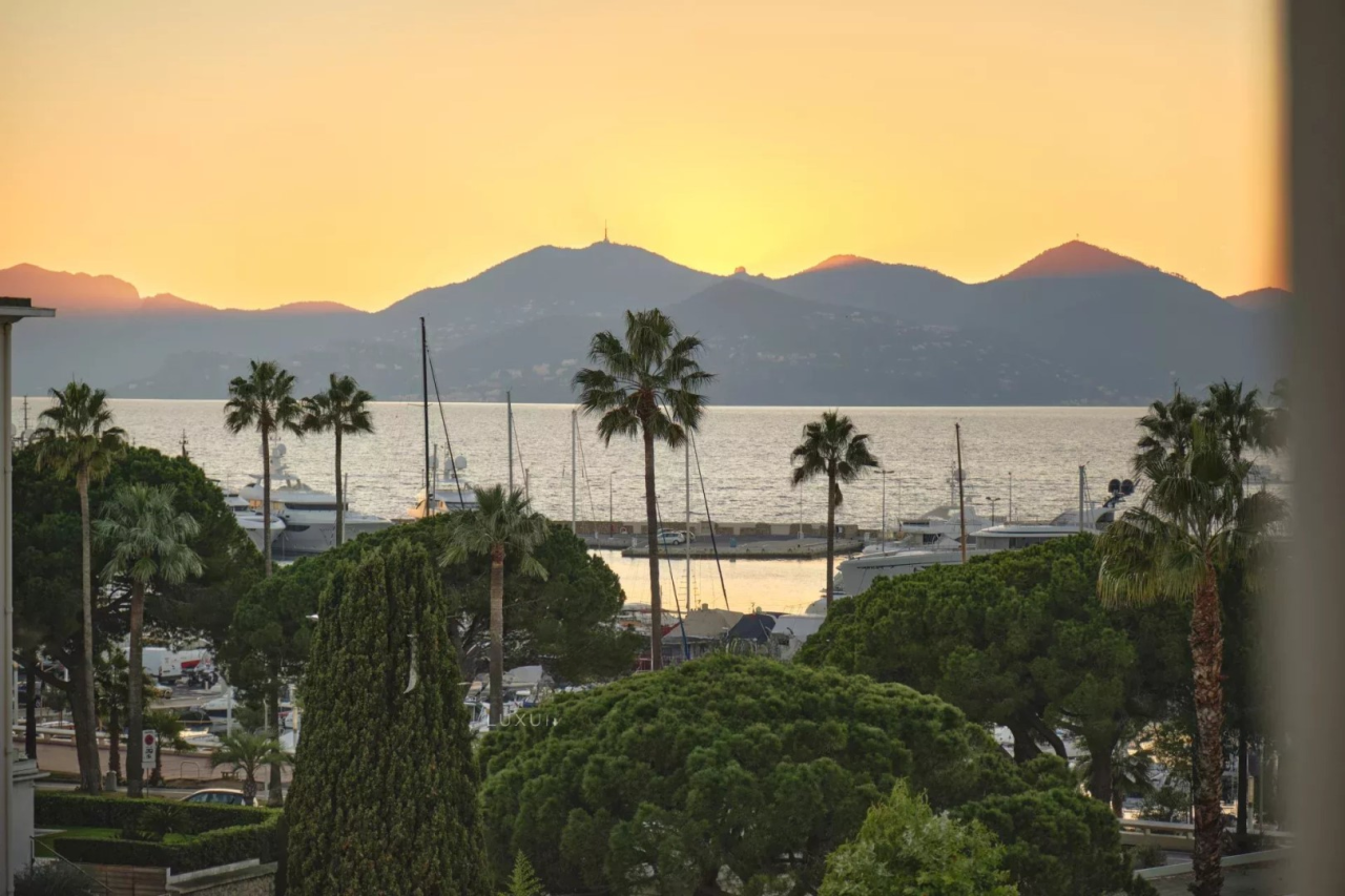 Квартира в Каннах, Франция, 35 м² - фото 1