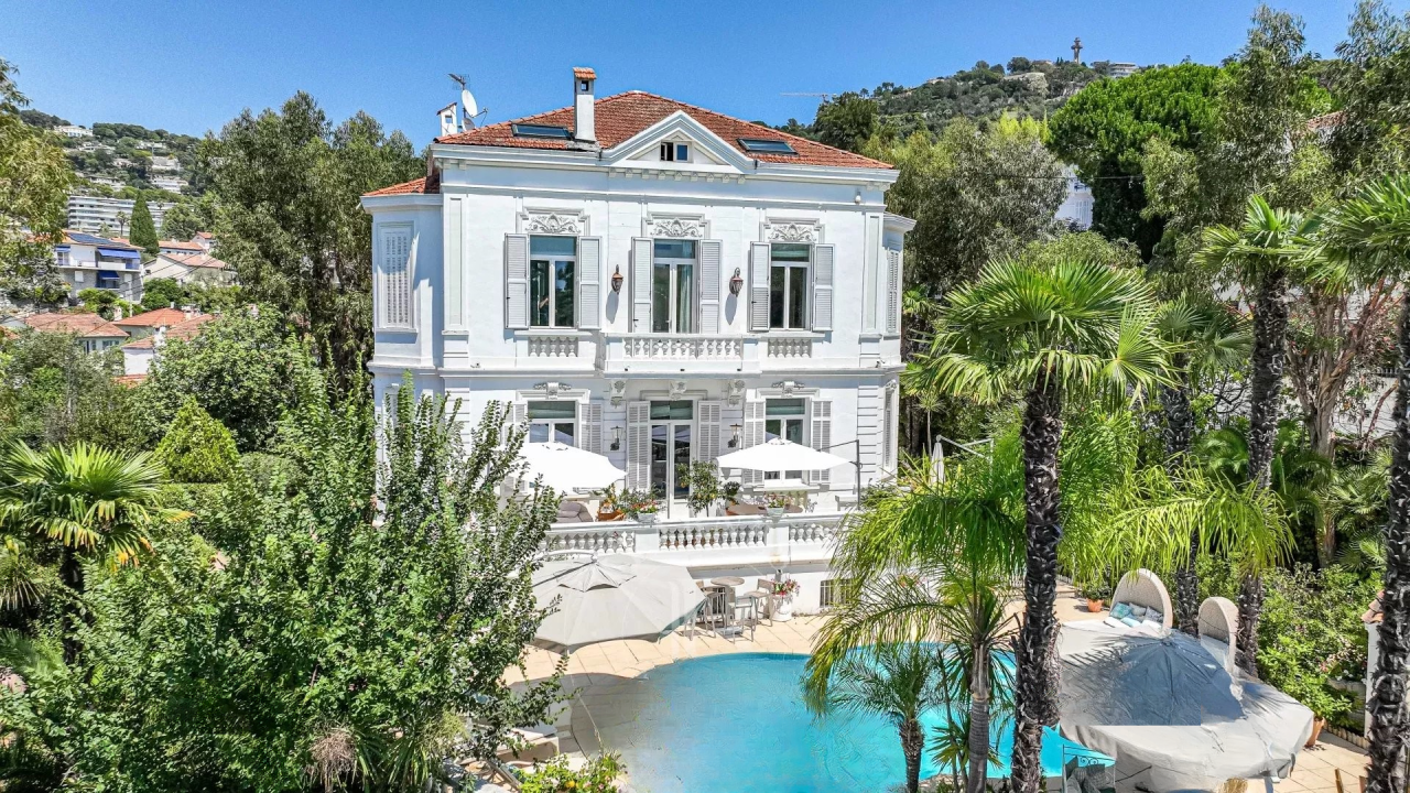 Квартира в Каннах, Франция, 280 м² - фото 1