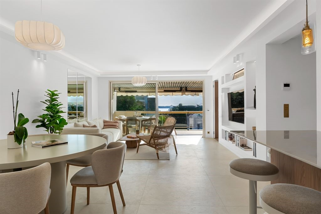 Квартира в Каннах, Франция, 101 м² - фото 1