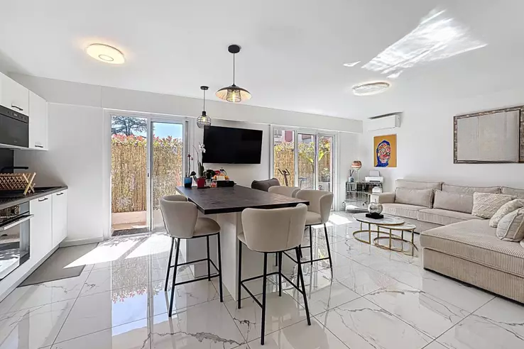 Квартира в Каннах, Франция, 49 м² - фото 1