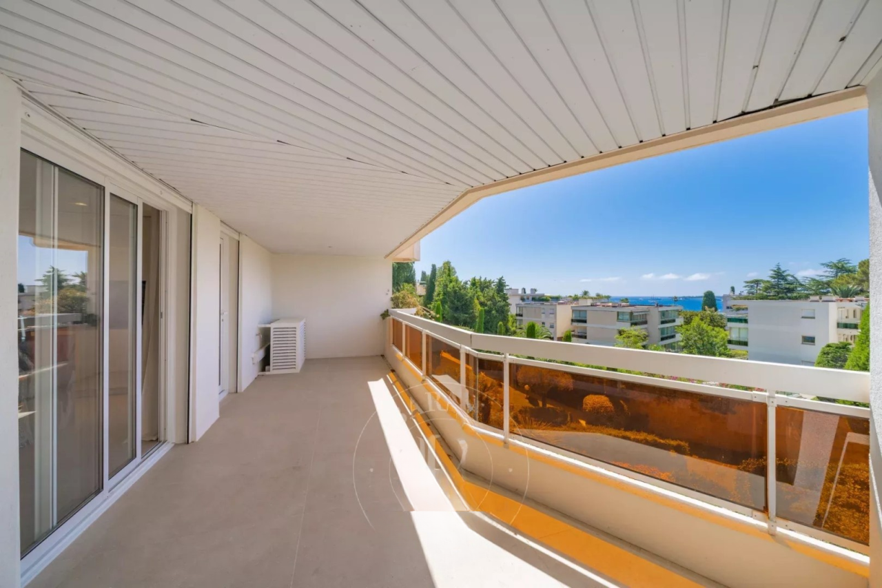 Квартира в Каннах, Франция, 113 м² - фото 1