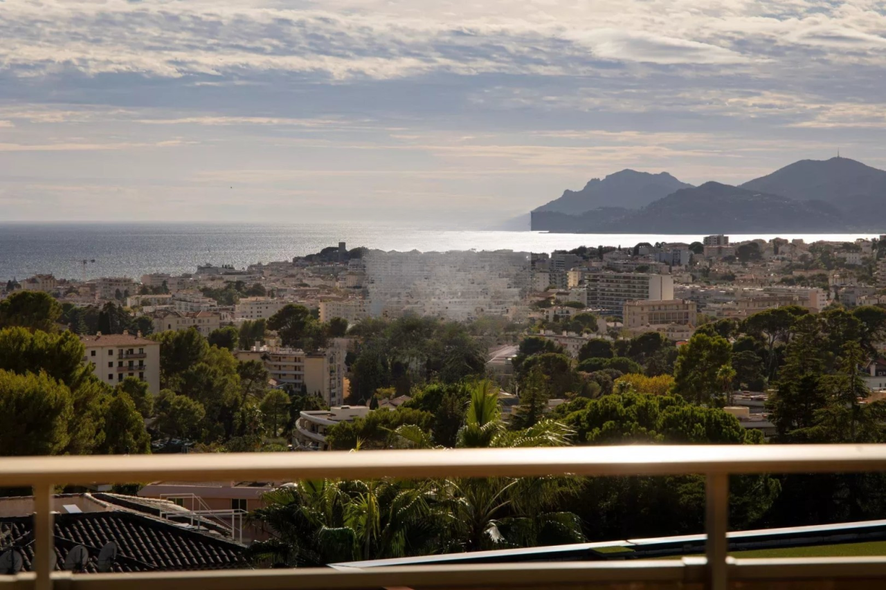 Квартира в Каннах, Франция, 111 м² - фото 1