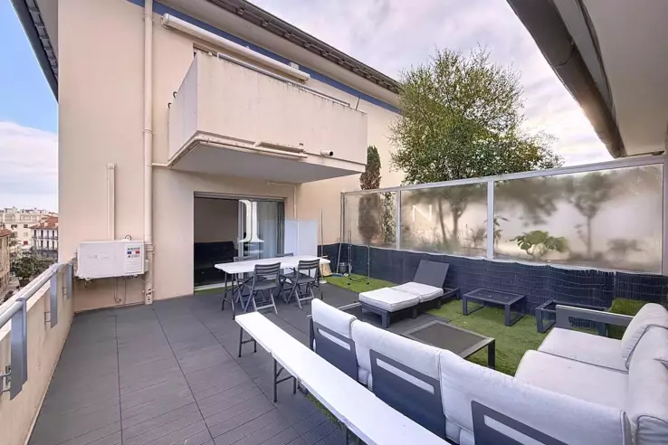 Квартира в Каннах, Франция, 35 м² - фото 1