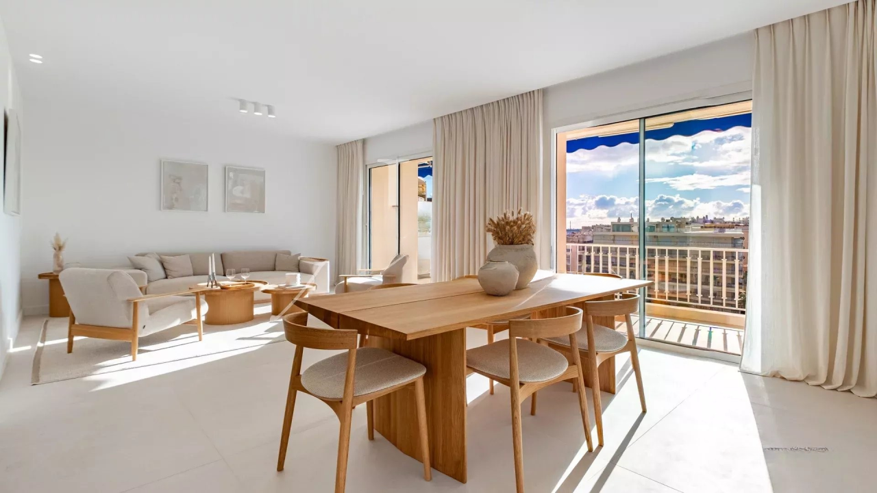 Квартира в Каннах, Франция, 110 м² - фото 1