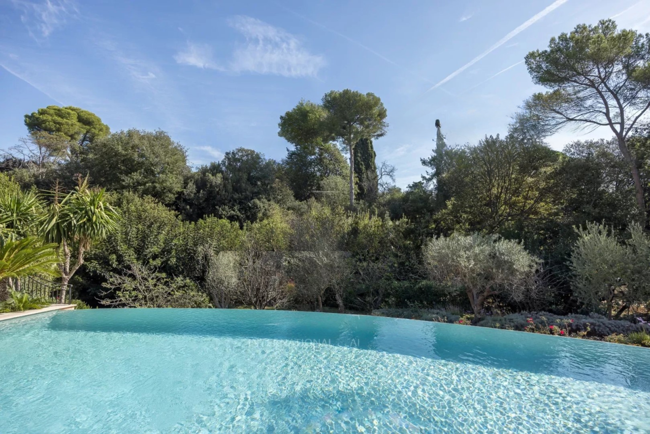 Квартира в Каннах, Франция, 191 м² - фото 1