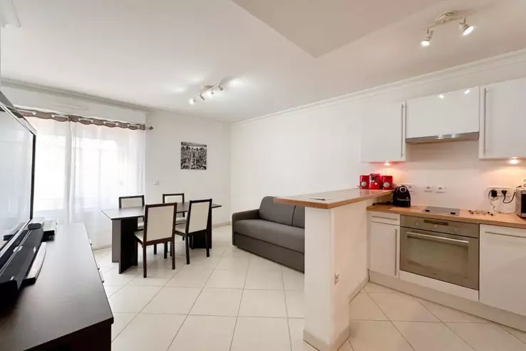 Квартира в Каннах, Франция, 36 м² - фото 1