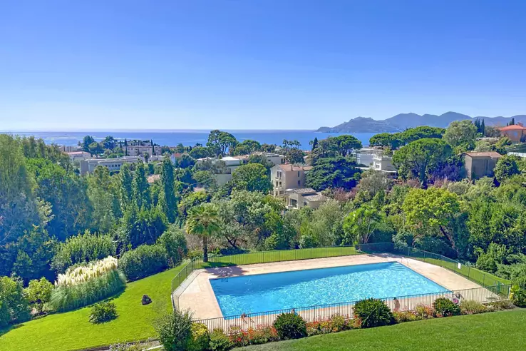 Квартира в Каннах, Франция, 50 м² - фото 1