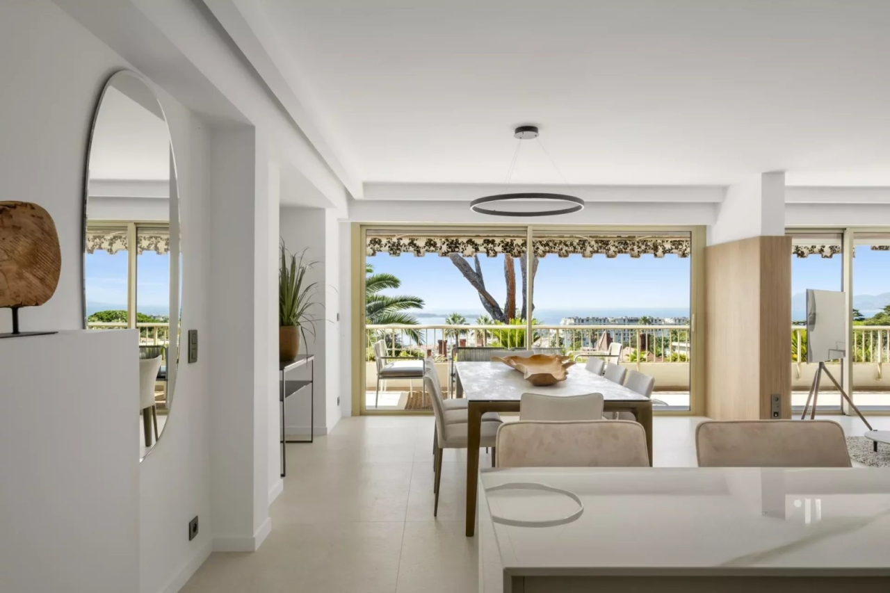 Квартира в Каннах, Франция, 121 м² - фото 1