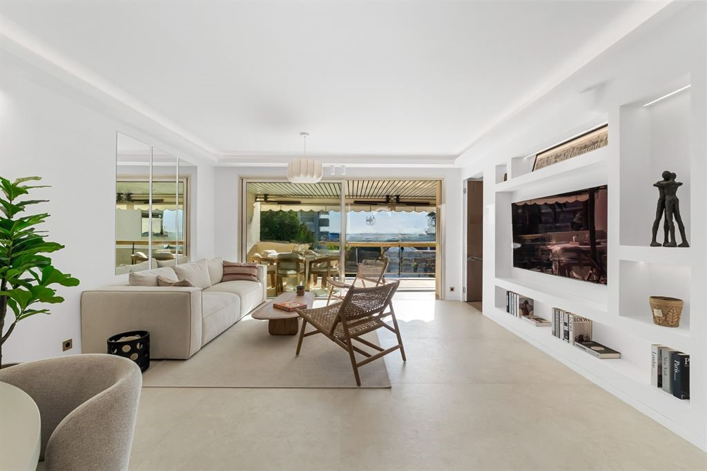 Квартира в Каннах, Франция, 101 м² - фото 2