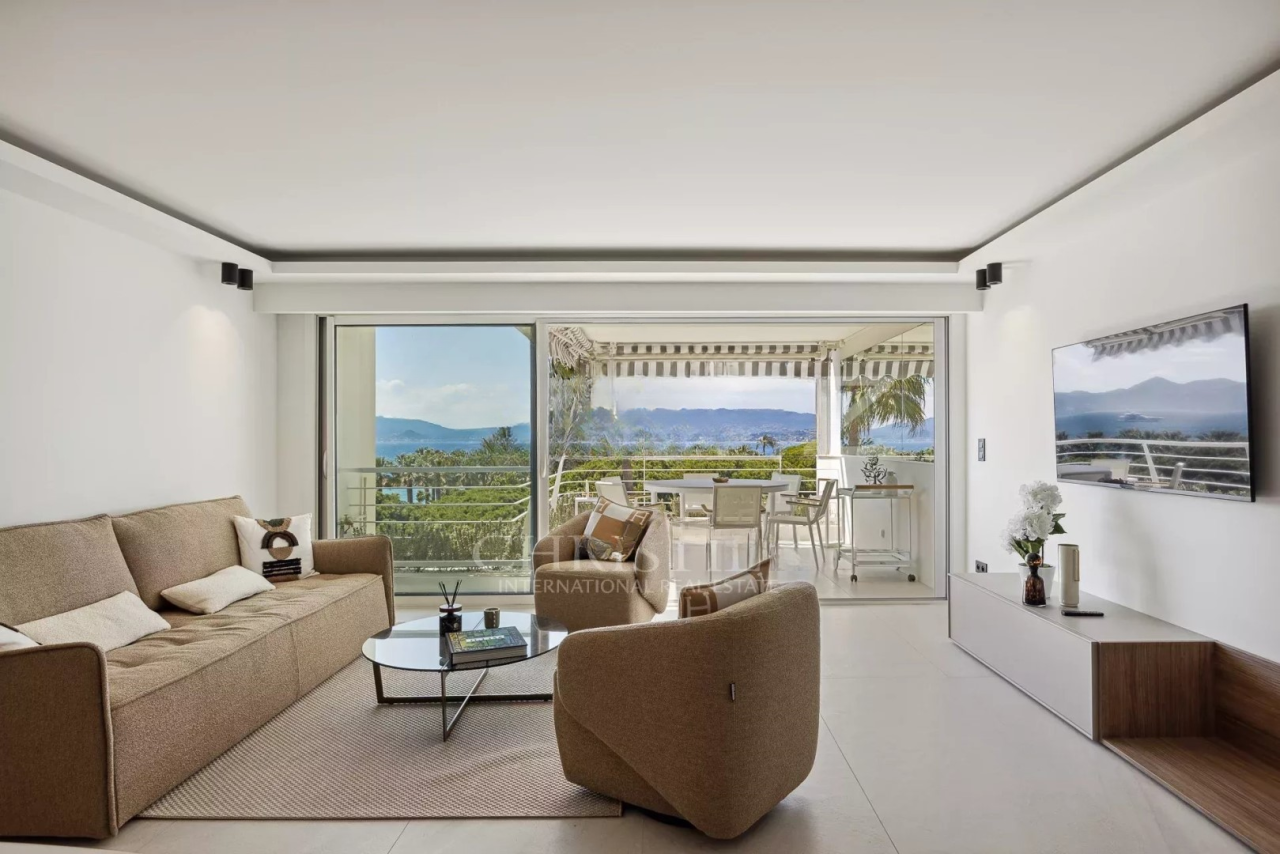 Квартира в Каннах, Франция, 110 м² - фото 2