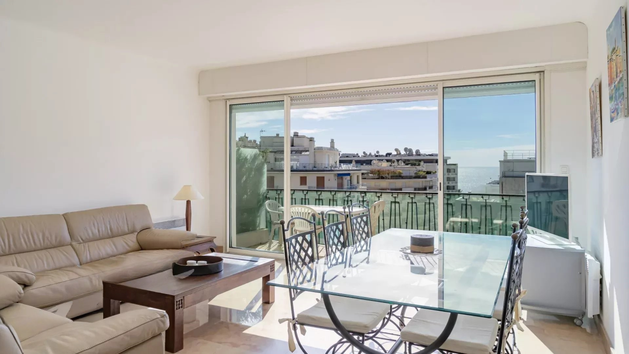 Квартира в Каннах, Франция, 77 м² - фото 2