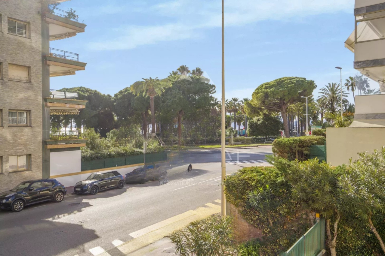 Квартира в Каннах, Франция, 86 м² - фото 2