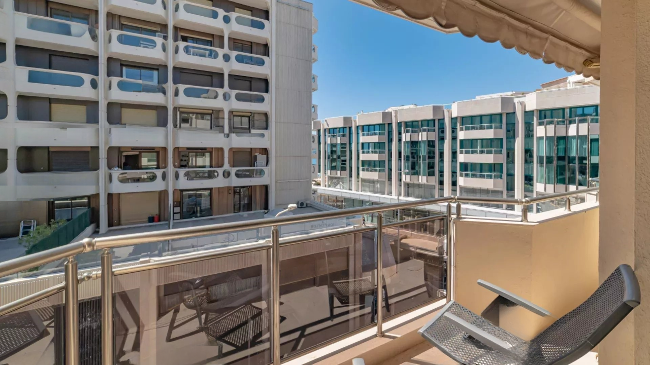 Квартира в Каннах, Франция, 58 м² - фото 2