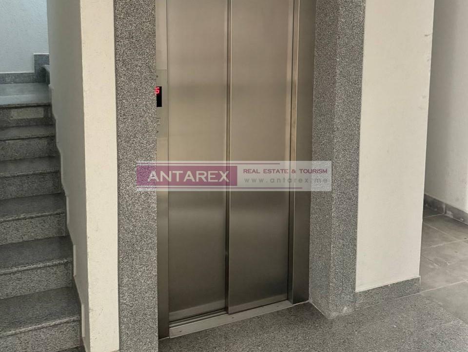 Апартаменты в Добра Воде, Черногория, 68 м² - фото 12