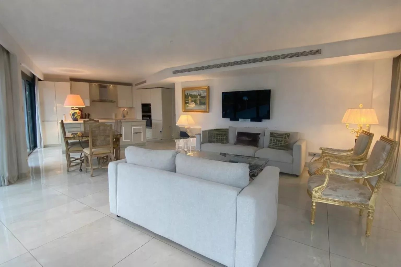 Квартира в Каннах, Франция, 112 м² - фото 3