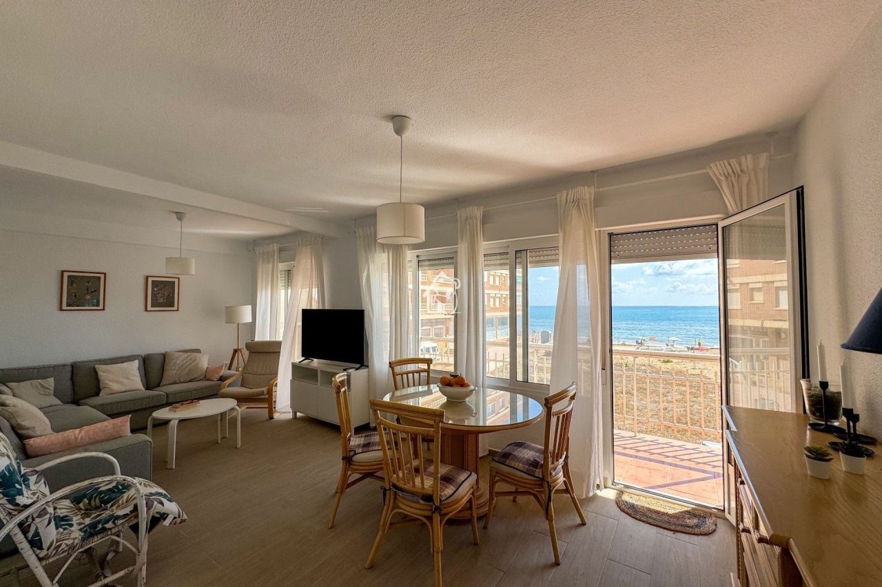 Апартаменты в Ла Мата, Испания, 110 м² - фото 1