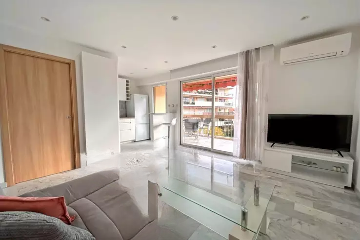 Квартира в Каннах, Франция, 33 м² - фото 2