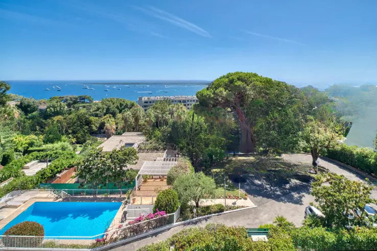 Квартира в Каннах, Франция, 85 м² - фото 2