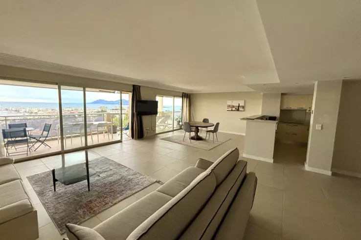 Квартира в Каннах, Франция, 126 м² - фото 2