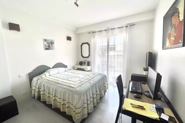 Квартира в Каннах, Франция, 75 м² - фото 2