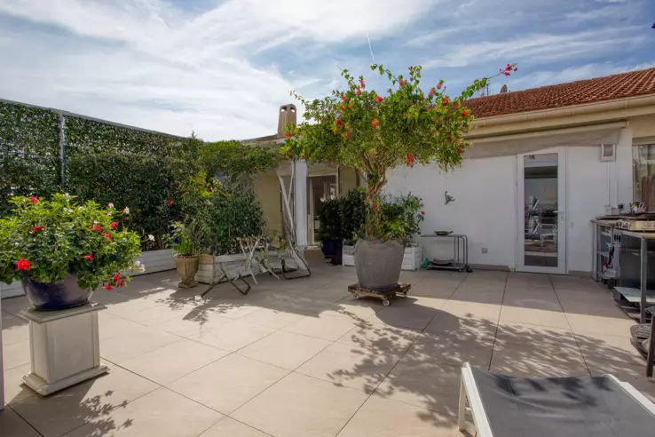 Квартира в Каннах, Франция, 108 м² - фото 2