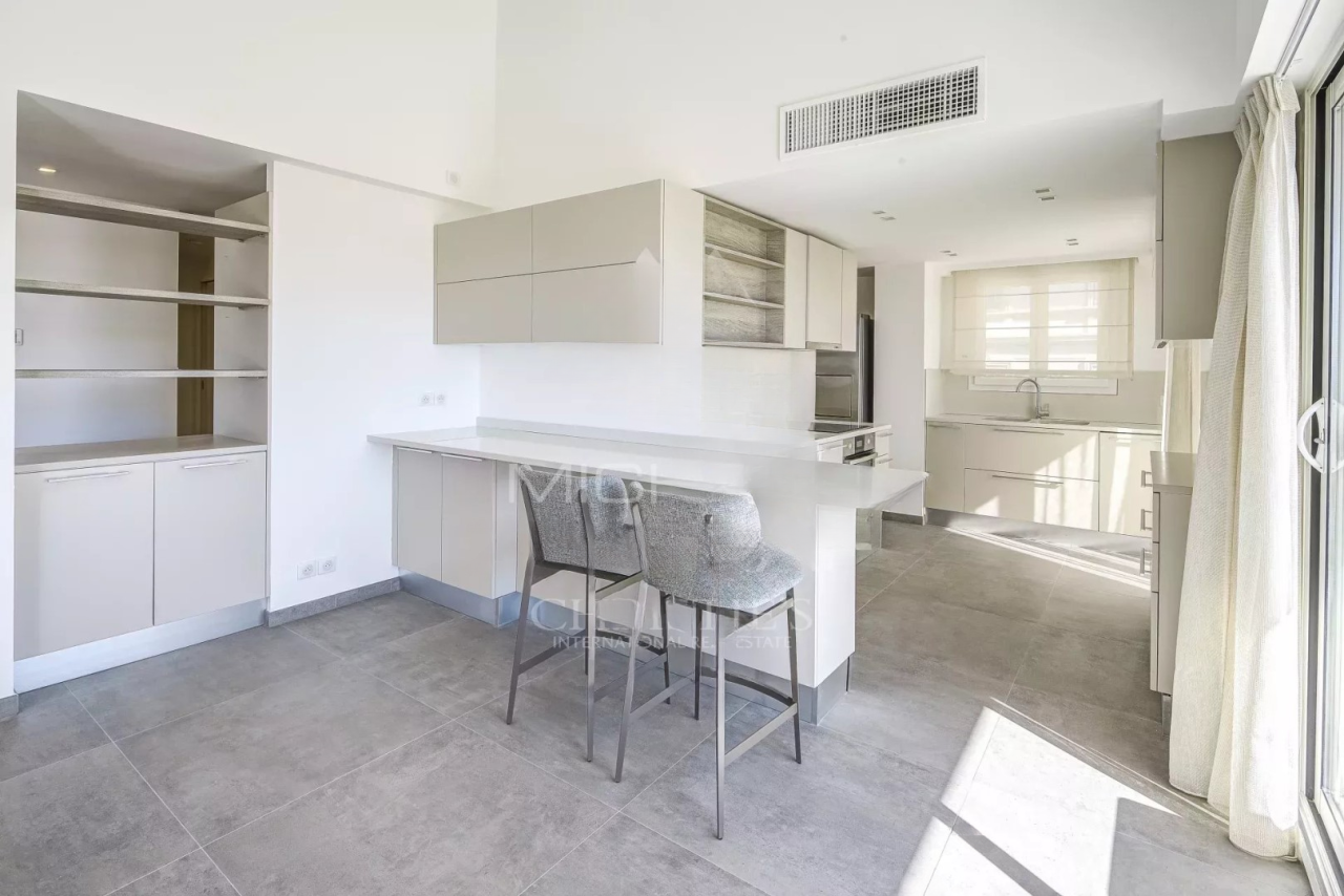 Квартира в Каннах, Франция, 172 м² - фото 4
