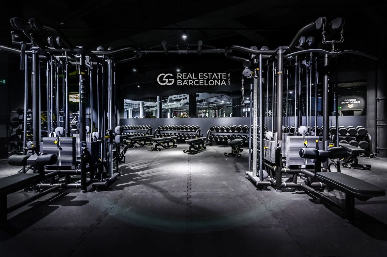 Магазин в Барселоне, Испания, 2.73 м² - фото 1