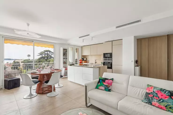 Квартира в Каннах, Франция, 74 м² - фото 2