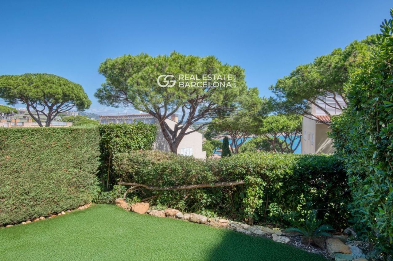 Квартира Girona, Sant Feliu de Guíxols, Испания, 90 м² - фото 2