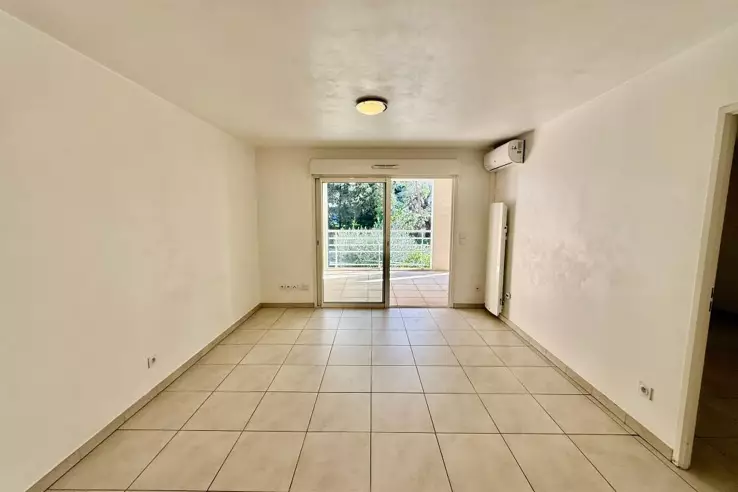 Квартира в Каннах, Франция, 40 м² - фото 2