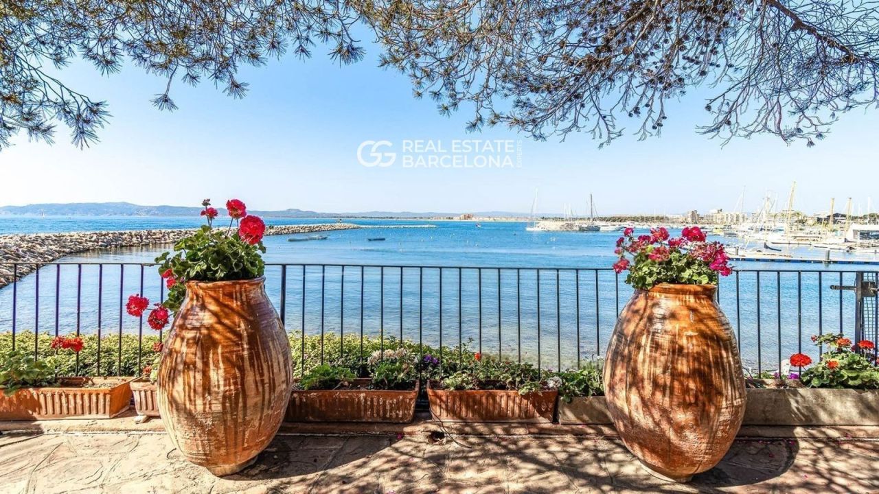 Дом Girona, L'Estartit, Испания, 284 м² - фото 3