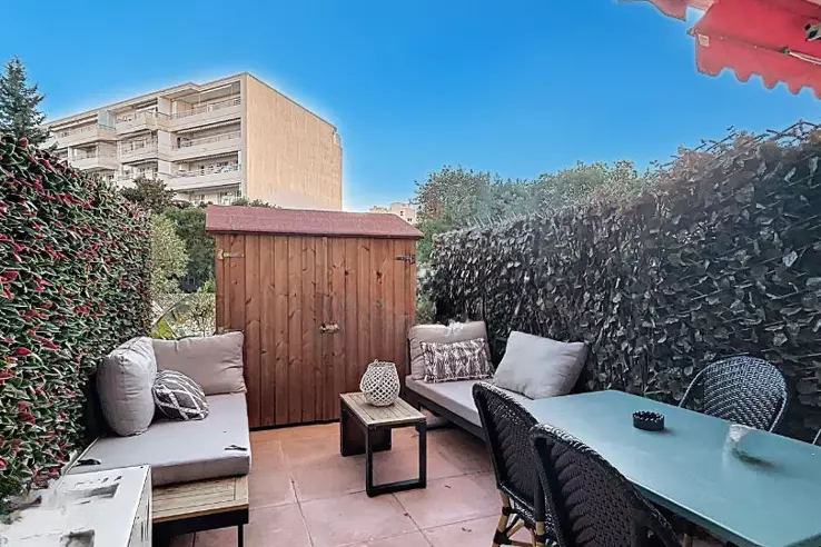 Квартира в Каннах, Франция, 20 м² - фото 2