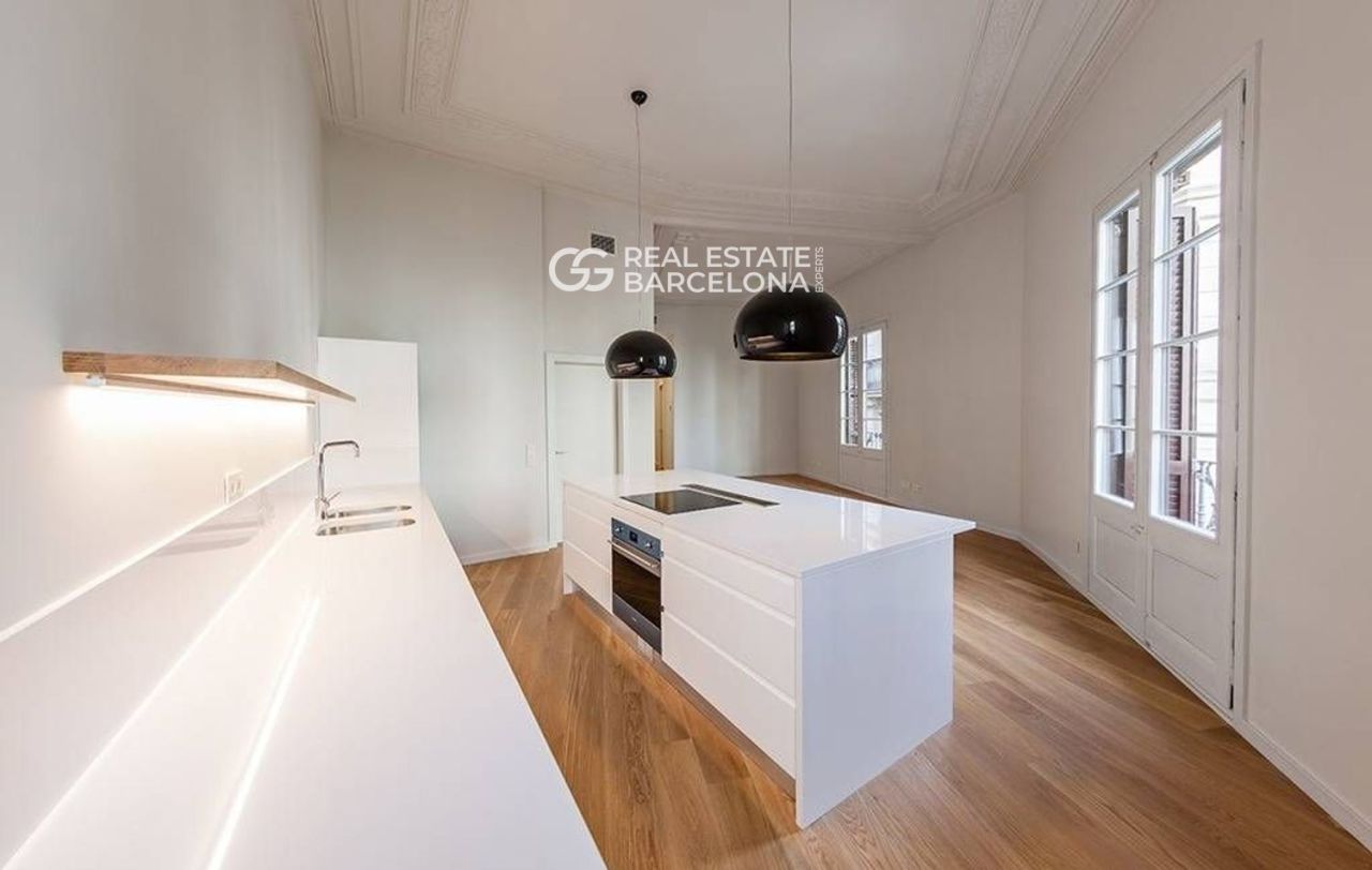 Квартира в Барселоне, Испания, 110 м² - фото 5