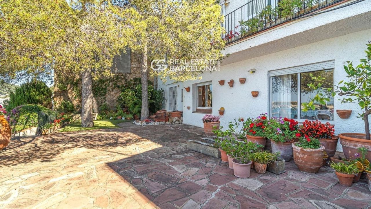 Дом Girona, L'Estartit, Испания, 284 м² - фото 7