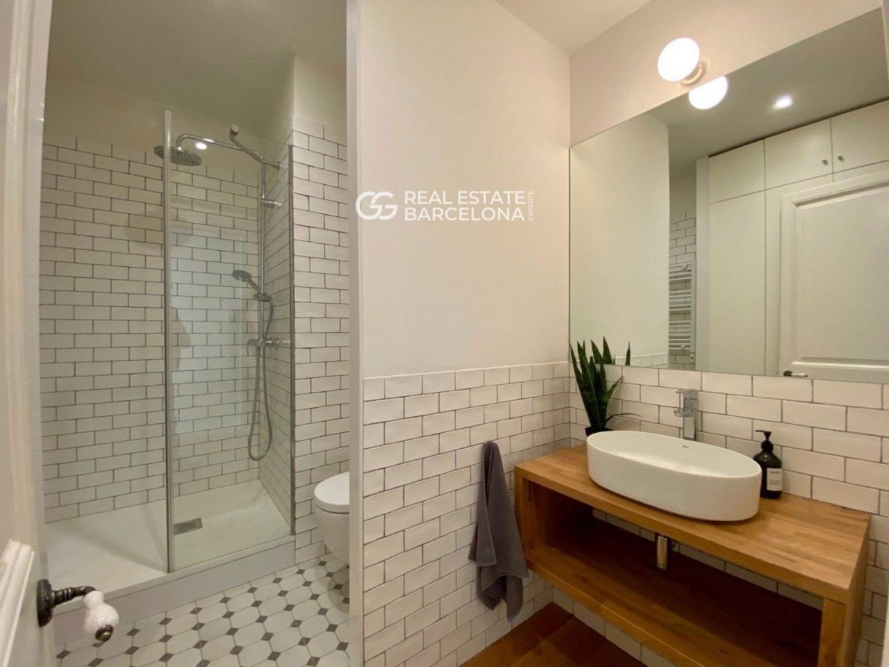 Квартира в Барселоне, Испания, 125 м² - фото 8