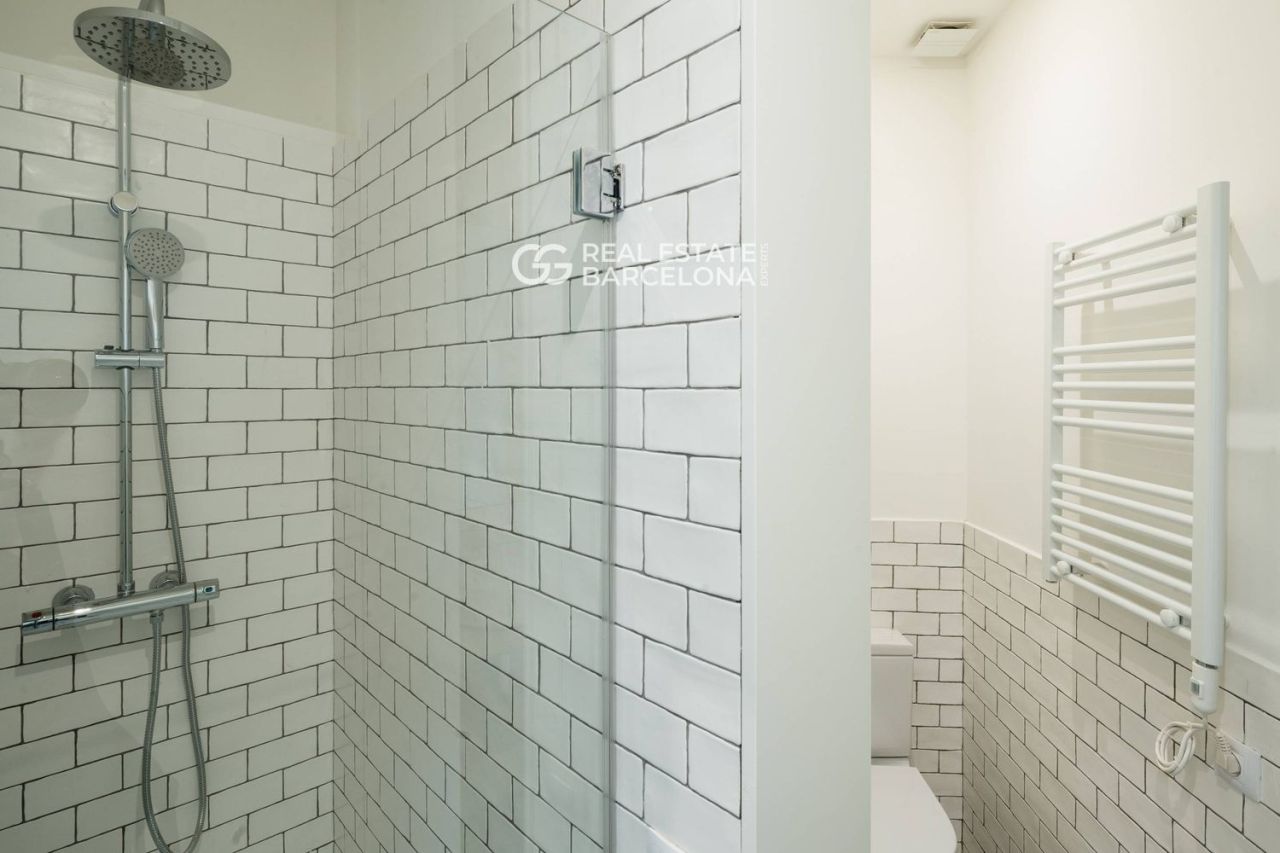 Квартира в Барселоне, Испания, 62 м² - фото 9