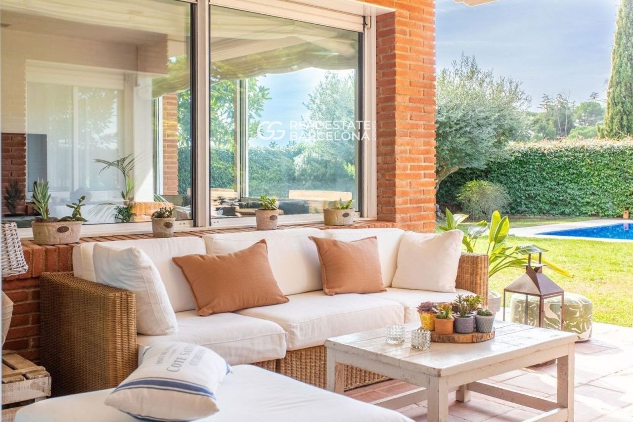 Дом Barcelona, Sant Andreu de Llavaneres, Испания, 481 м² - фото 9