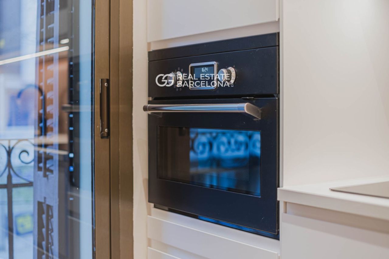 Квартира в Барселоне, Испания, 60 м² - фото 11