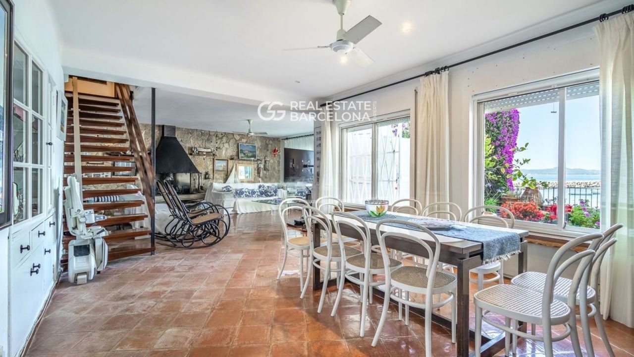 Дом Girona, L'Estartit, Испания, 284 м² - фото 11