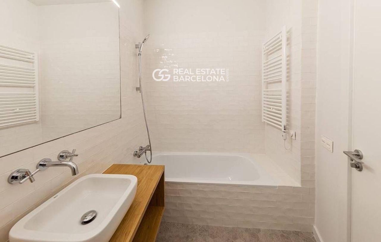 Квартира в Барселоне, Испания, 110 м² - фото 11