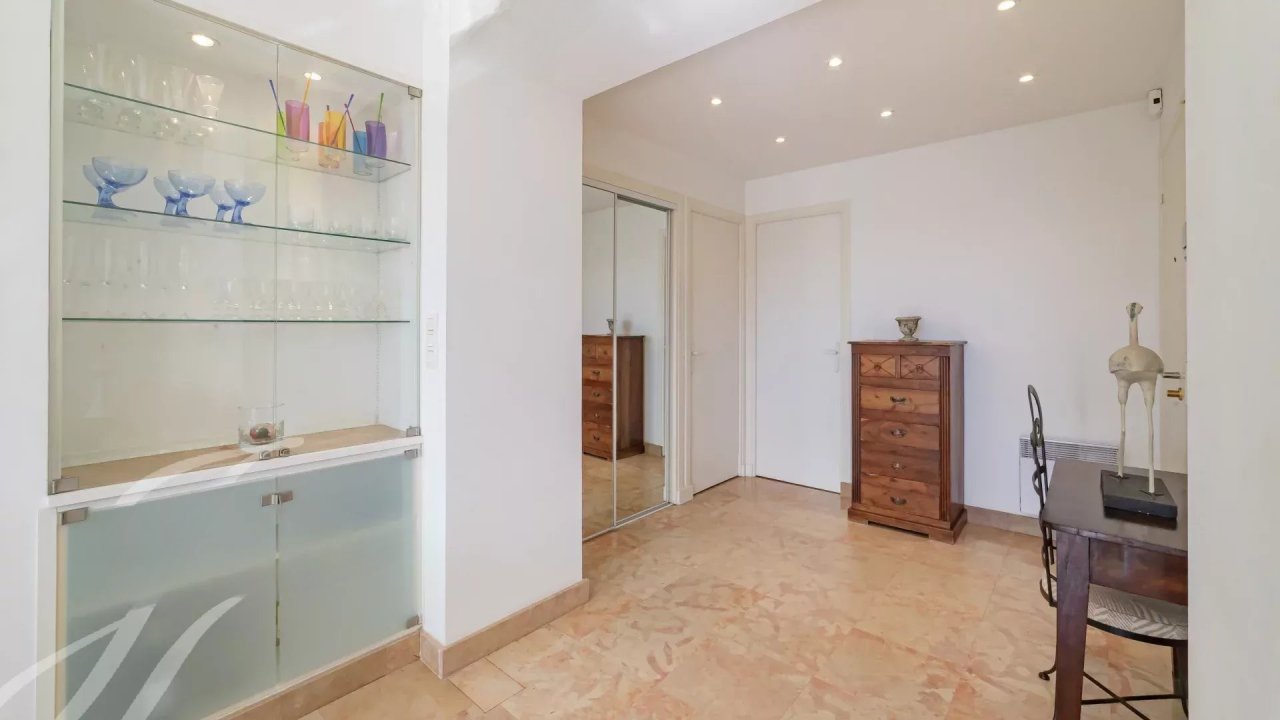 Квартира в Каннах, Франция, 77 м² - фото 5