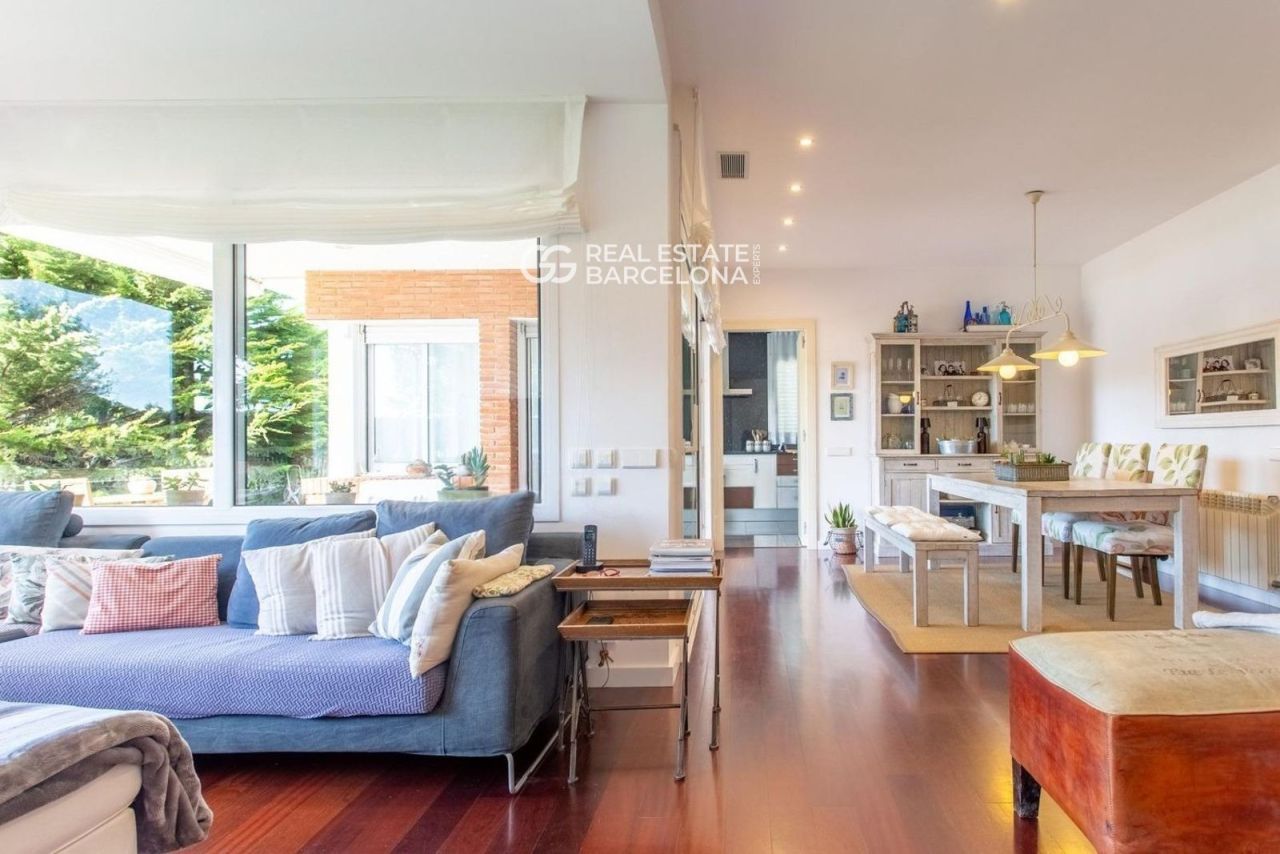 Дом Barcelona, Sant Andreu de Llavaneres, Испания, 481 м² - фото 12