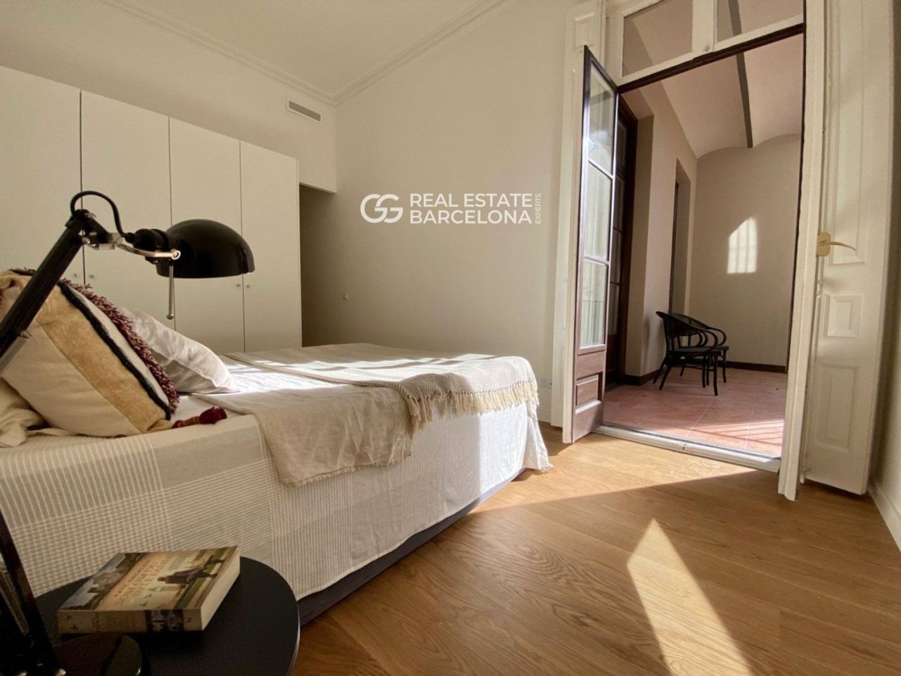 Квартира в Барселоне, Испания, 125 м² - фото 12