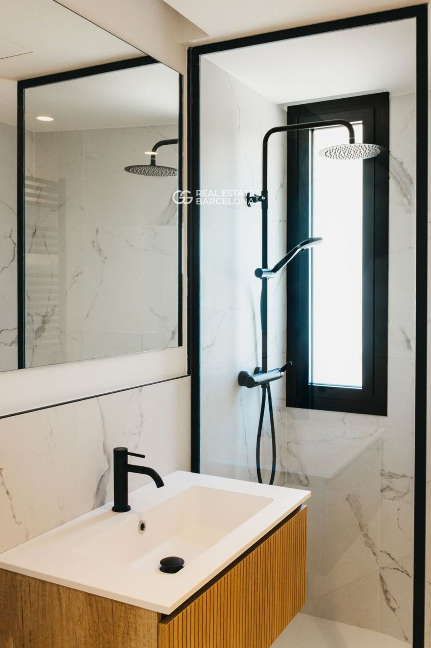 Квартира в Барселоне, Испания, 350 м² - фото 13